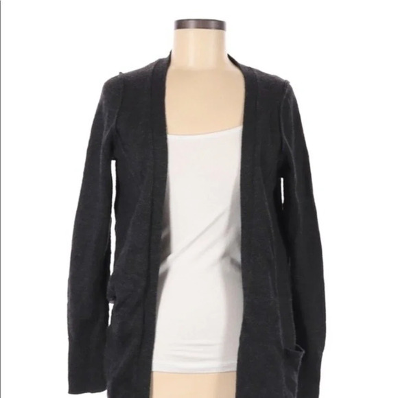 Tahari size medium sweater merino wool cardigan - Picture 1 of 4